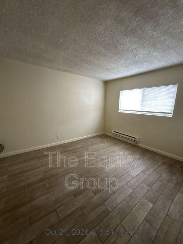 580 S Richmond Ave #3 - Photo 6 of 11