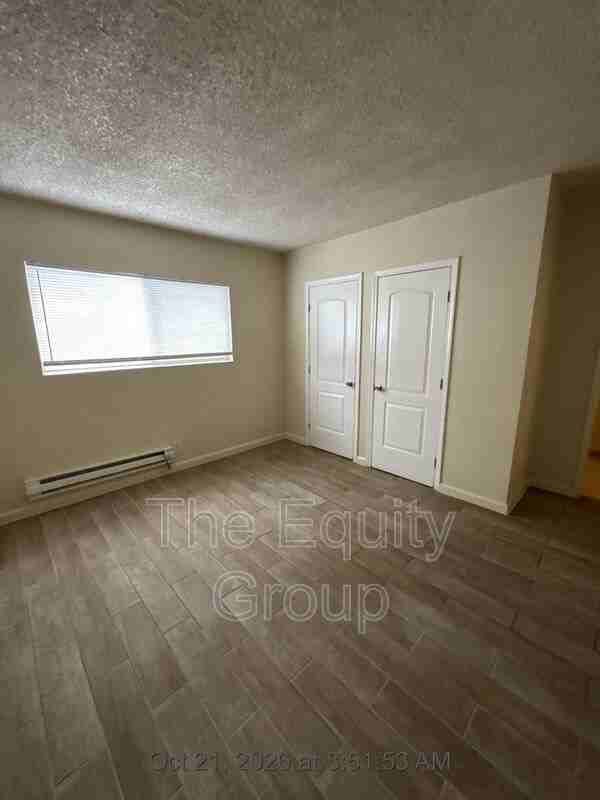580 S Richmond Ave #3 - Photo 7 of 11