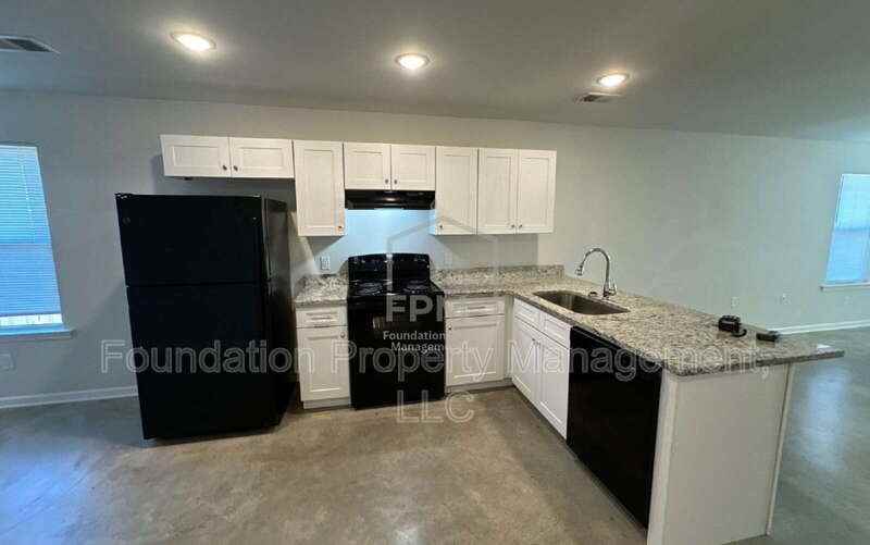2510 Sl Henry St - Photo 3 of 19