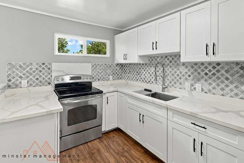 6163 Kawekiu Pl #U - Photo 3 of 25