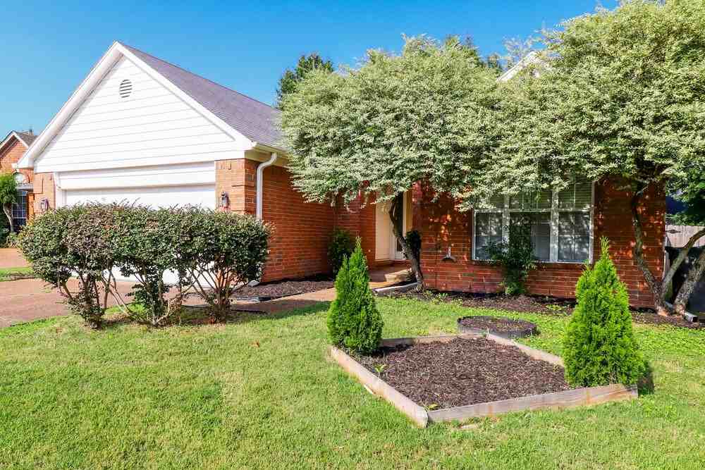 878 Sun Vista Dr E - Photo 3 of 16