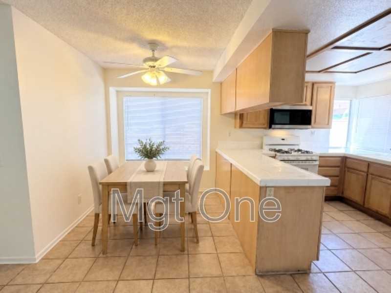 25215 Morning Dove Way - Photo 5 of 21