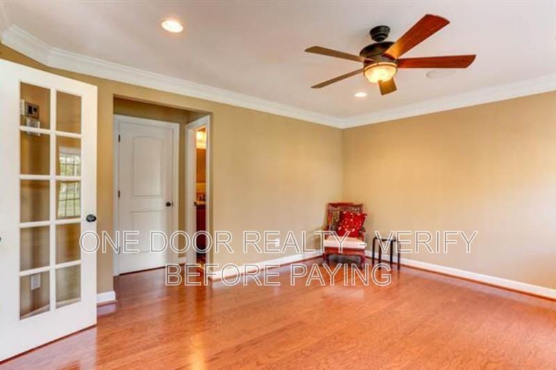 4451 Lydias Dr - Photo 7 of 26
