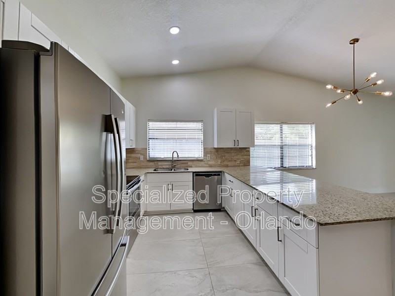 1501 Cougar Ct - Photo 2 of 20