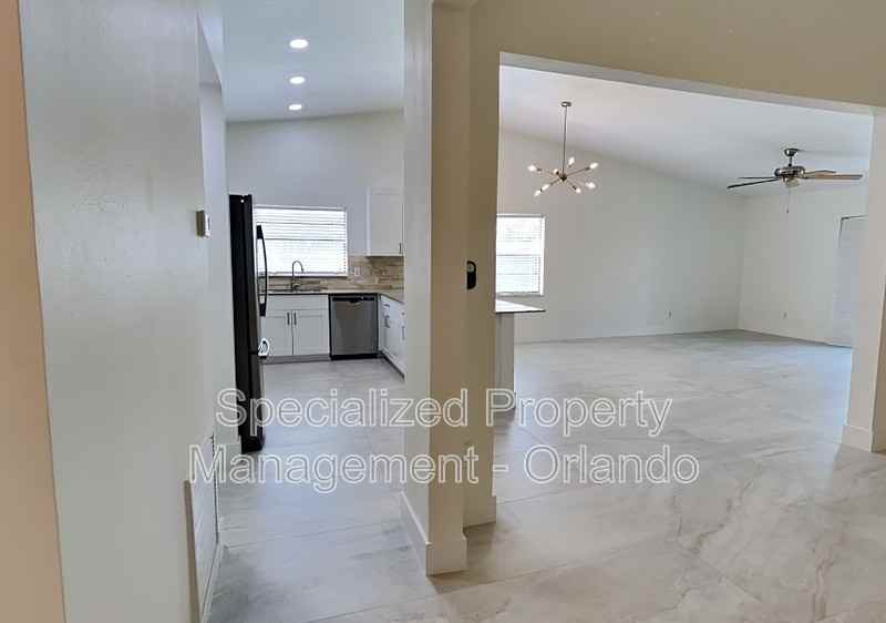 1501 Cougar Ct - Photo 5 of 20