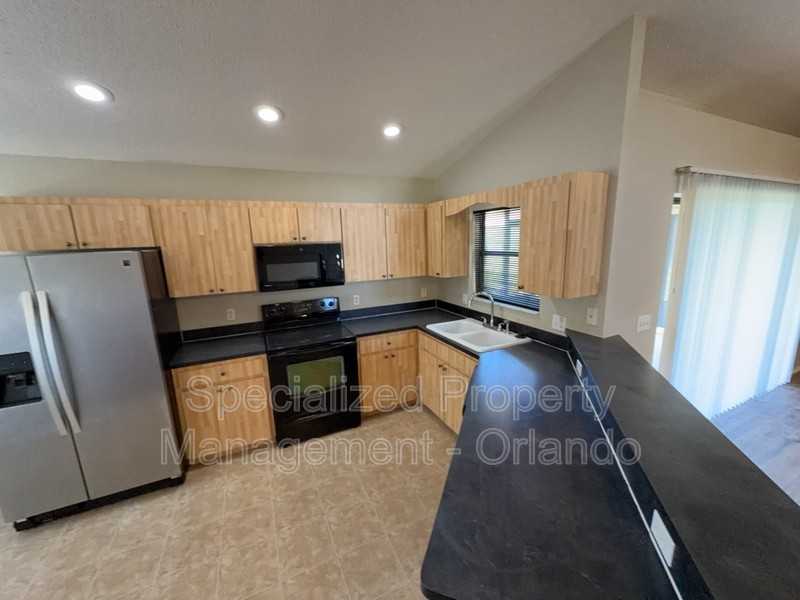 4605 Magnolia Preserve Loop - Photo 4 of 23