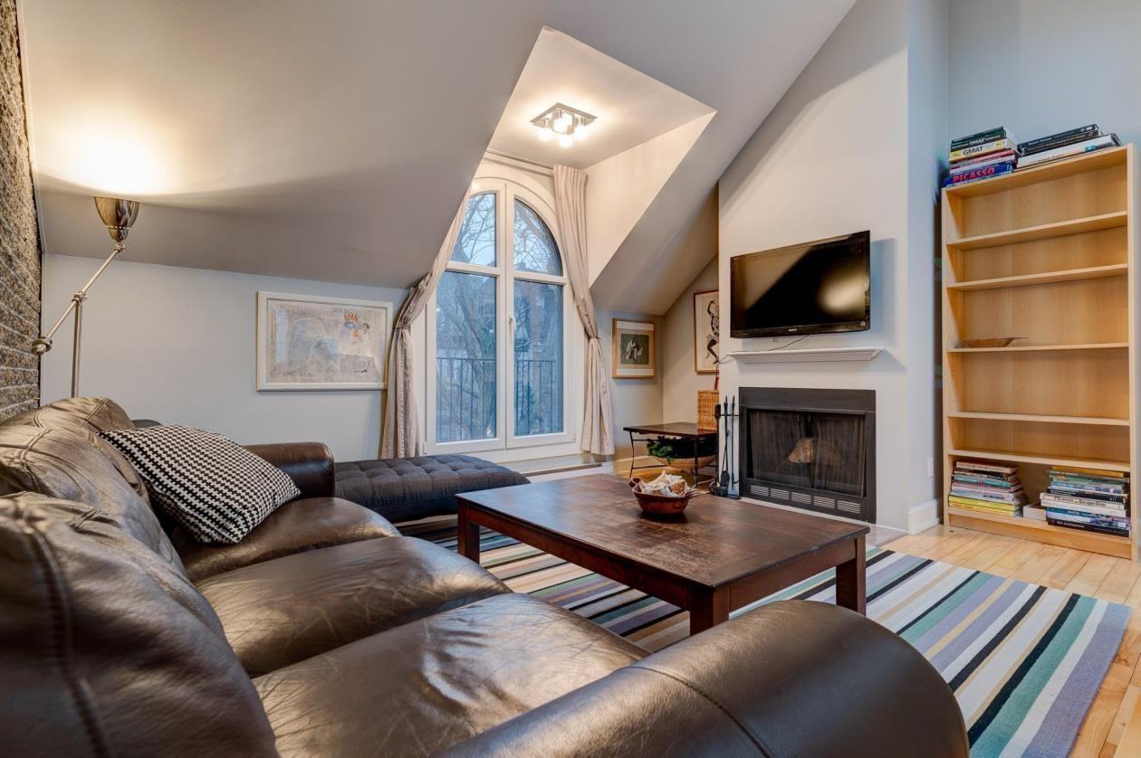 3441 Rue Sainte-Famille - Photo 2 of 15