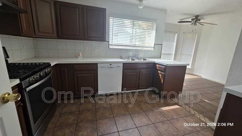 16406 Concord Falls Ln - Photo 3 of 24