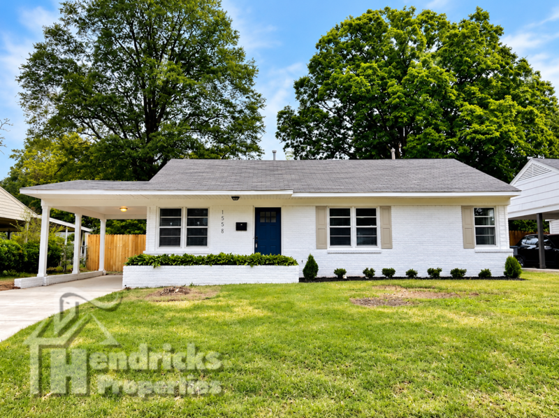 1556 Raymore Rd - Photo 2 of 15