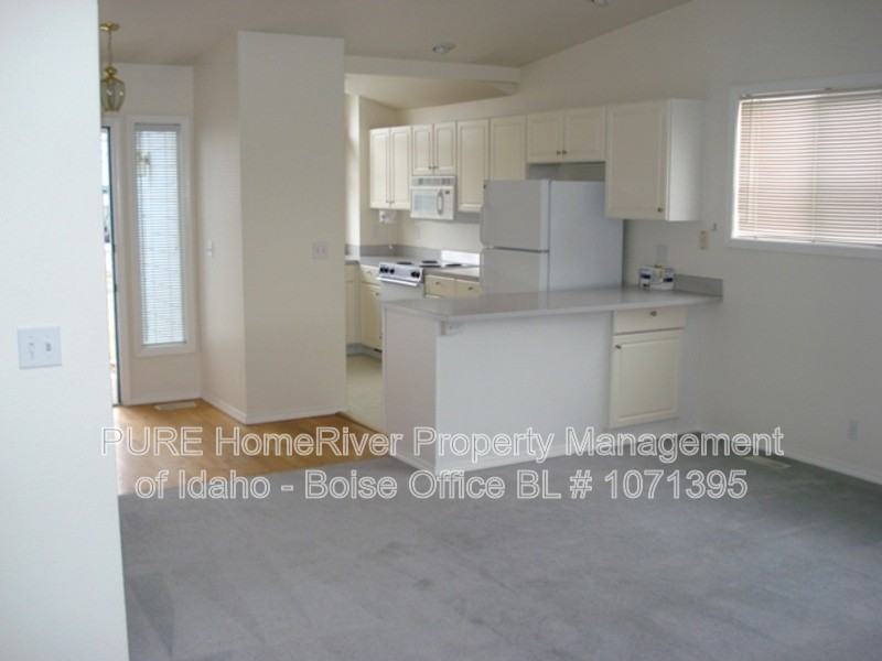 4103 N Vera St - Photo 3 of 13