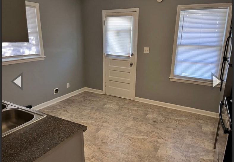 2429 Crestview Dr - Photo 2 of 7