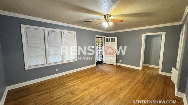 1145 Gordon St - Photo 3 of 14
