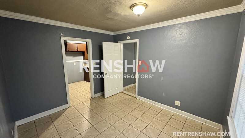 1145 Gordon St - Photo 4 of 14