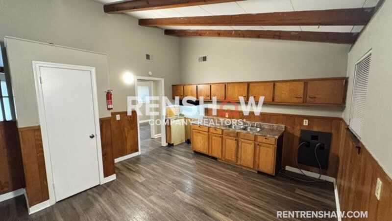 1142 Pallwood Rd - Photo 4 of 14