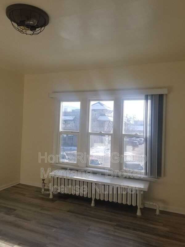 334 W Alder St #4 - Photo 5 of 29