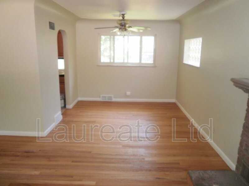 2332 Oakland St - Photo 3 of 16