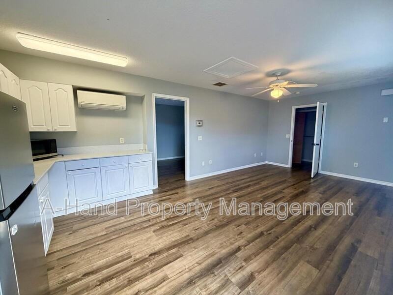 538 Washington Palm Loop #B - Photo 7 of 9