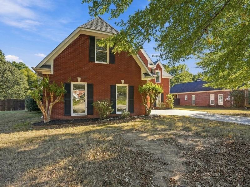 213 Pointe Verde Cir - Photo 3 of 36
