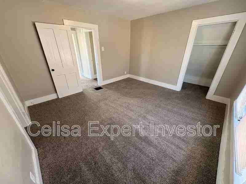 615 Fry St - Photo 6 of 8