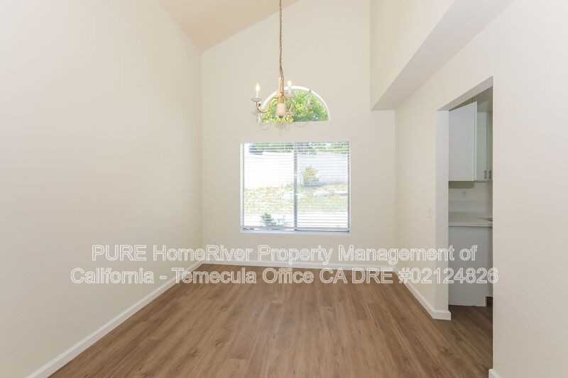 39625 Almansa Ct - Photo 4 of 16