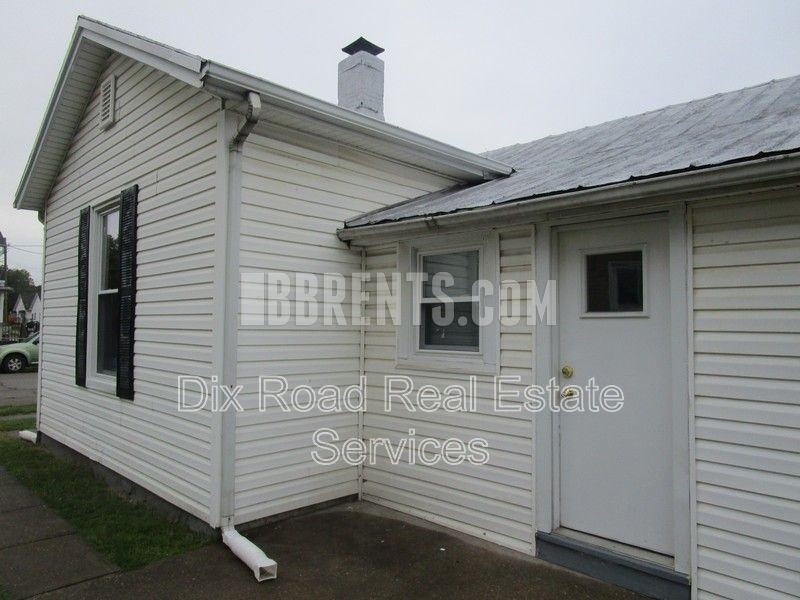 301 Crawford St - Photo 5 of 9