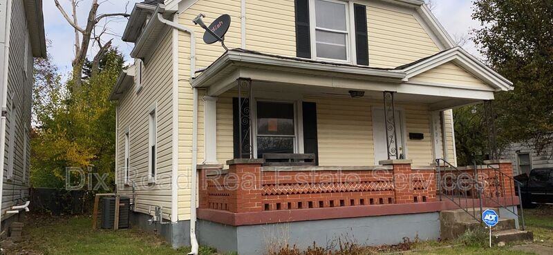 2025 Germantown St - Photo 3 of 38
