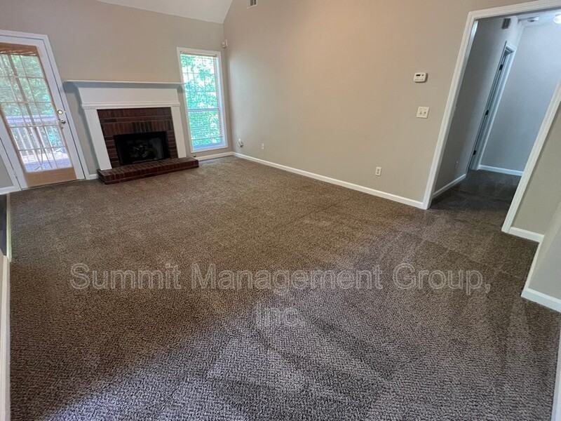 1157 Chateau Ter - Photo 3 of 36