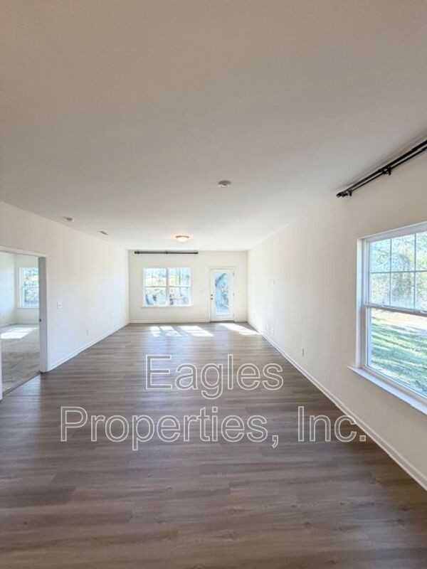 5775 Huntington Park Dr - Photo 4 of 16