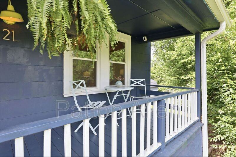 21 Clemmons St - Photo 3 of 50