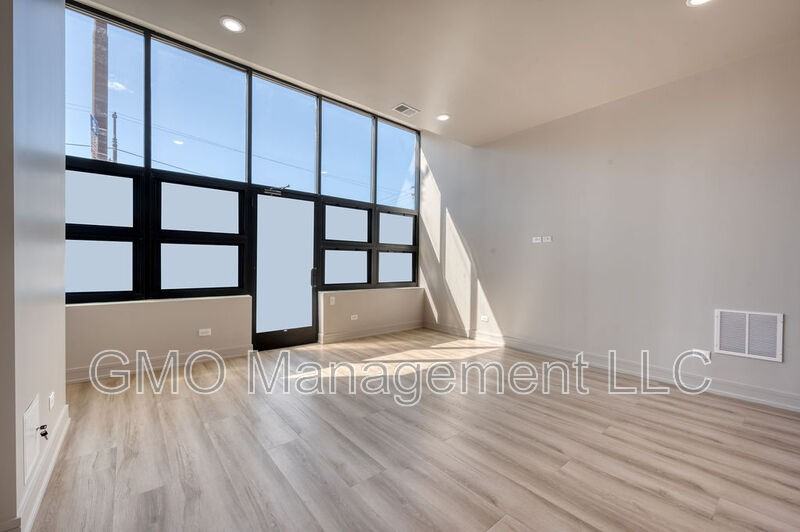 1423 S Kedzie Ave #1A - Photo 2 of 34
