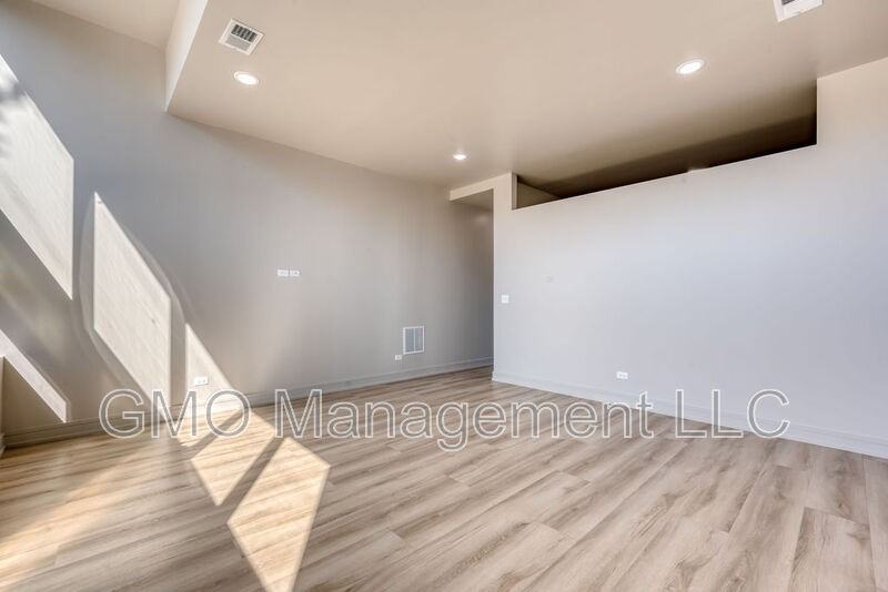 1423 S Kedzie Ave #1A - Photo 6 of 34