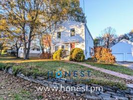 featured image of 4 Pierce St #1