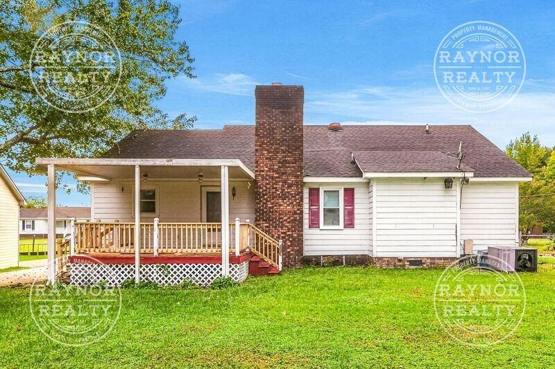 109 Peggy Ct - Photo 2 of 15