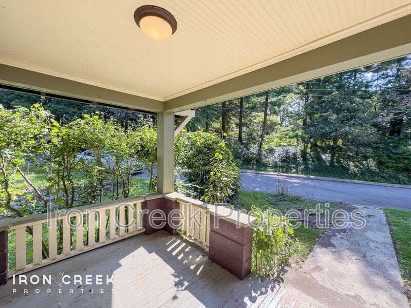 99 Cumberland Cir - Photo 2 of 19