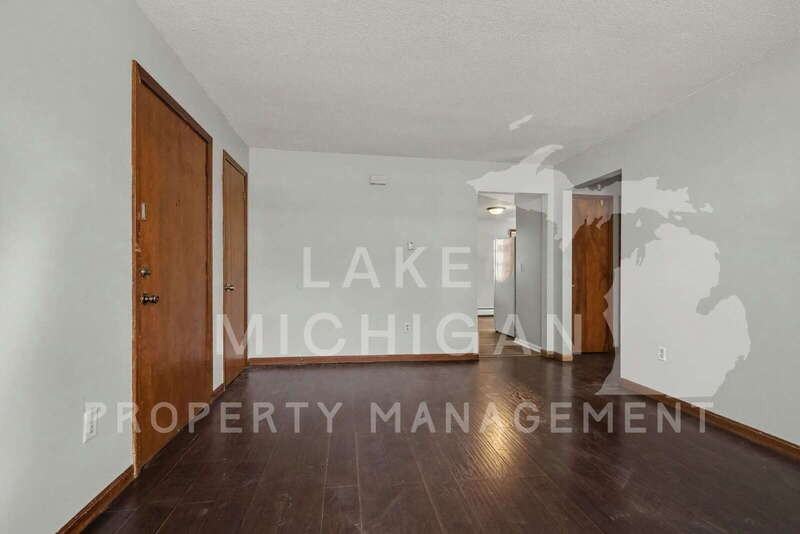 3224 Marshall Ave Se - Photo 4 of 12