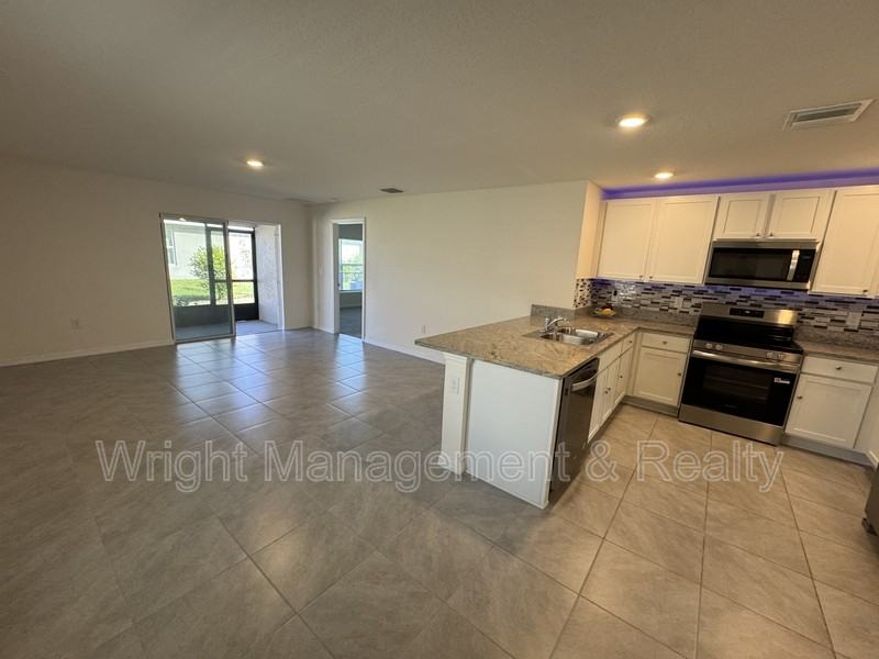 5586 Logan Cave Ave - Photo 3 of 22