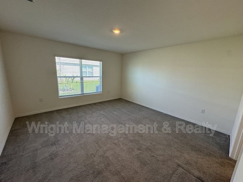 5586 Logan Cave Ave - Photo 7 of 22