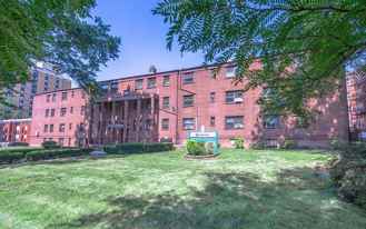 255 S Harrison St - Photo 1 of 1