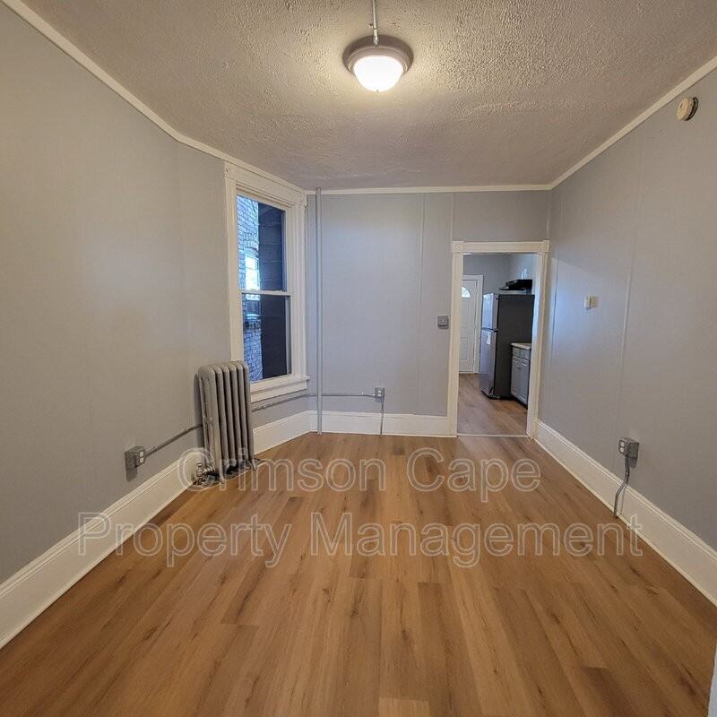 43 Hutson St - Photo 4 of 15