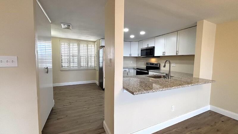 632 Marina Point Dr - Photo 3 of 24