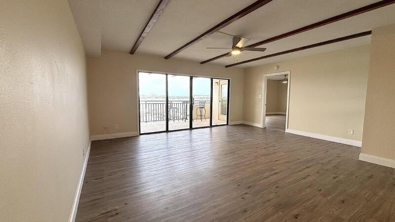 632 Marina Point Dr - Photo 5 of 24