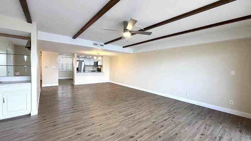 632 Marina Point Dr - Photo 6 of 24