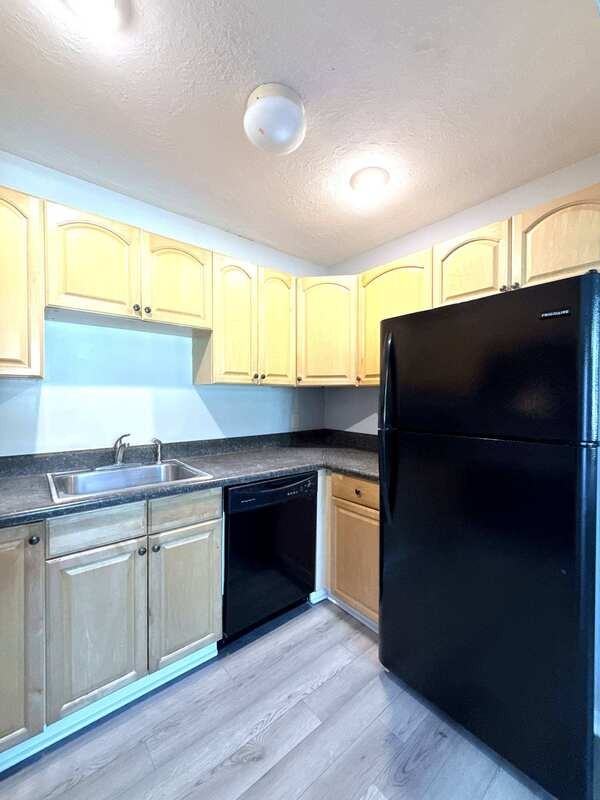 13690 Orange Sunset Dr - Photo 5 of 50