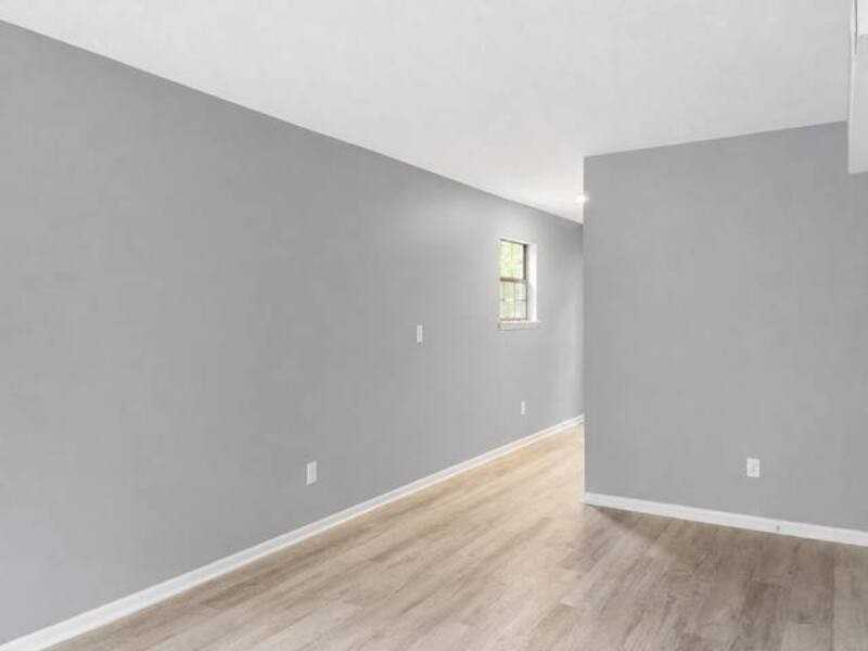188 Frawley Rd - Photo 3 of 10