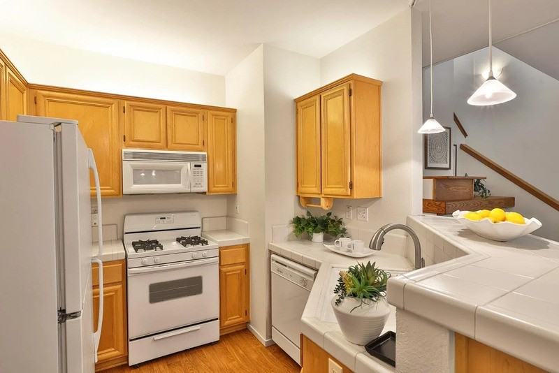3346 City Lights Pl - Photo 3 of 24