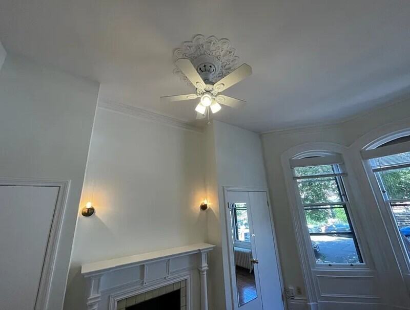 130 Marlborough St #3 - Photo 5 of 9