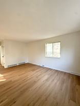 4714 Huntington Ave - Photo 1 of 1
