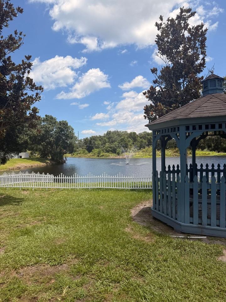 Serenity Lake Apartments - Photo 5 of 40