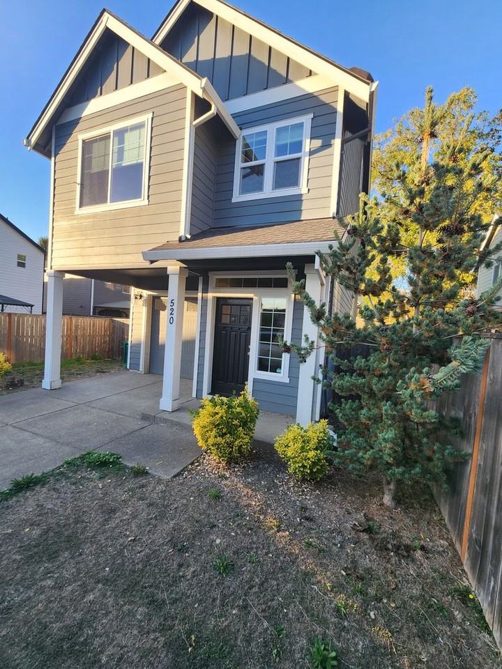 520 S Columbia St - Photo 2 of 50