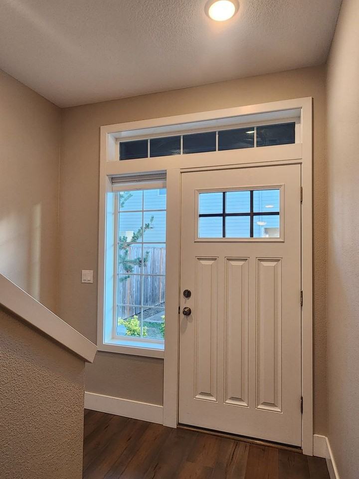 520 S Columbia St - Photo 3 of 50